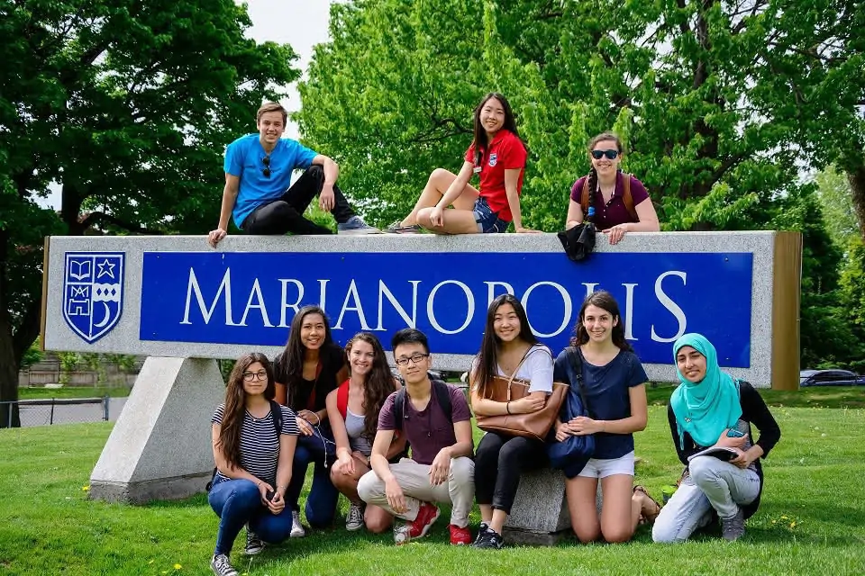 Marianopolis College